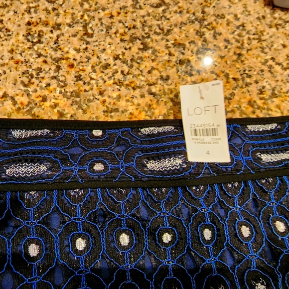 Cocktail outfit, nwt, 2-piece, Size 4 skirt, Small top - Picture 3 of 6